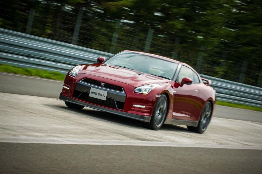  Nissan GT-R by JDM 2015 года  (фото 3 из 16)